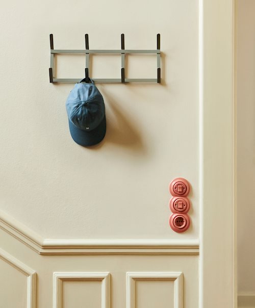 WELCOME HOME - AN INVITING HALLWAY