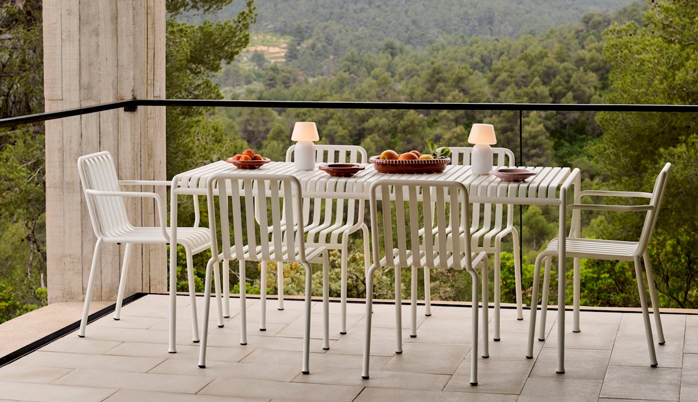 SUMMER DINING
