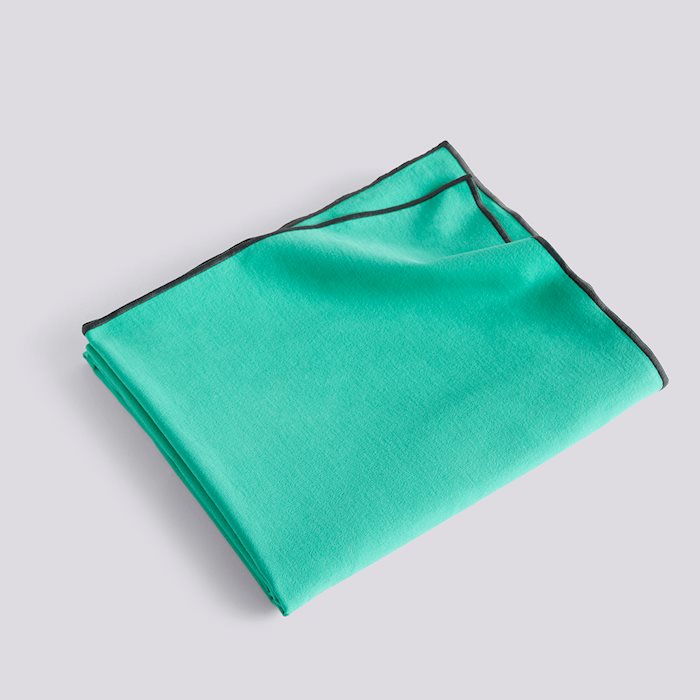 Outline Tablecloth 300 Green