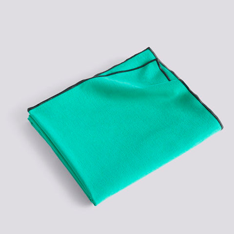 Outline Tablecloth 300 Green