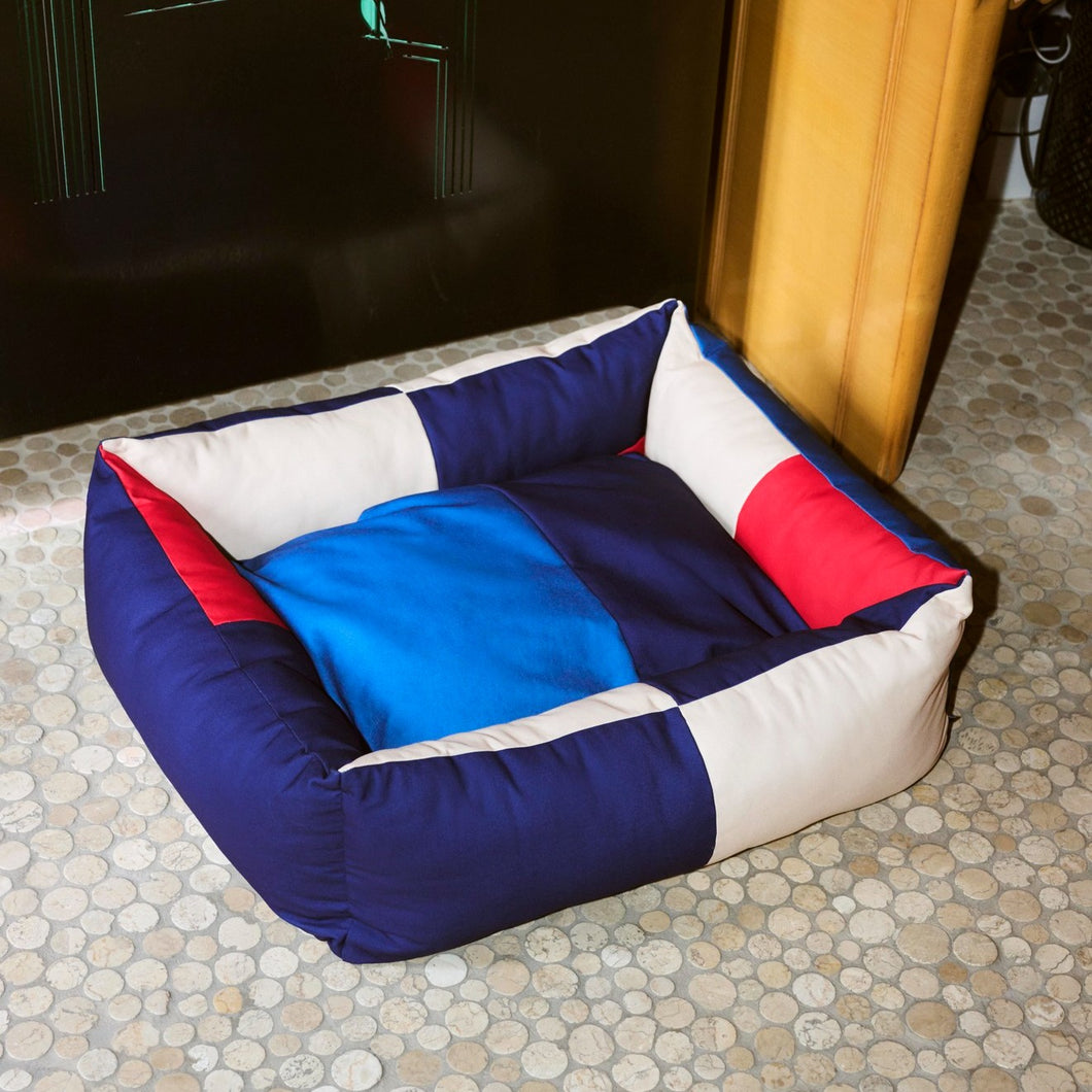 HAY Dogs Bed - Medium, Red, Blue